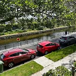 At Granny's, 4 Bed Terrace On Iconic Canal Galway