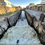 At Granny's, 4 Bed Terrace On Iconic Canal * Galway
